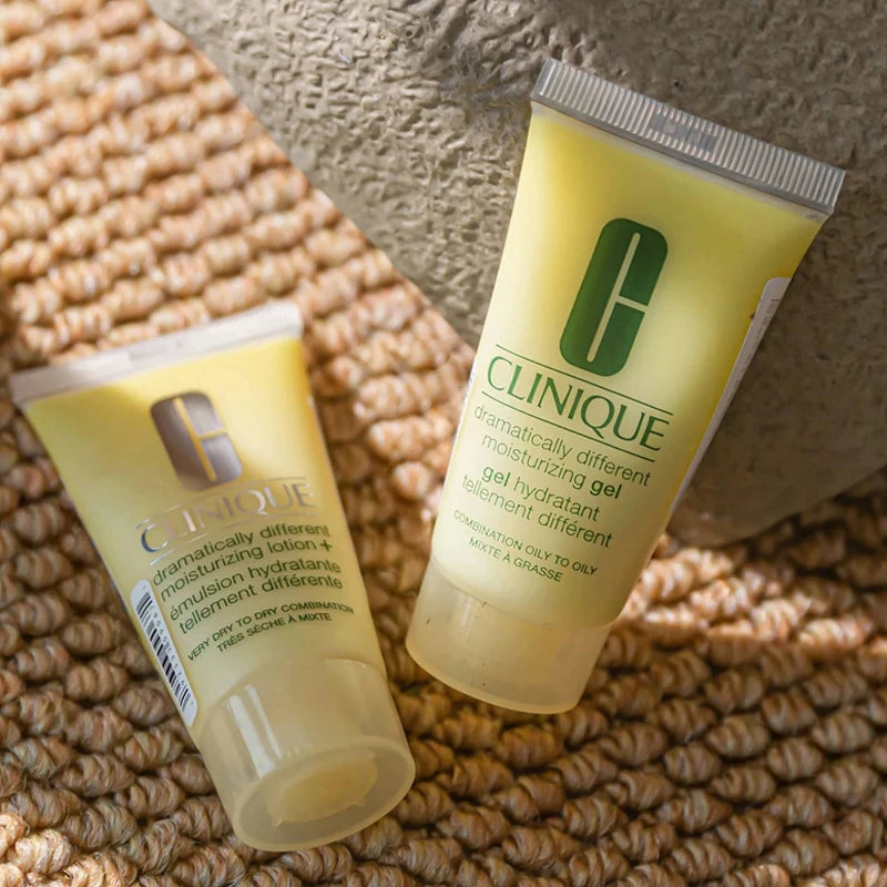 Clinique Loção Hidratante Dramatically Different 30ml