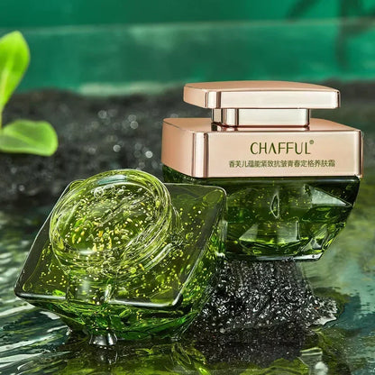 Creme Facial Revitalizante com Caviar - Lifting e Iluminação Coreano